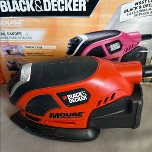 Black & Decker Mouse Compact Sander Polisher MS800 .5 Amp 120 V Corded Works